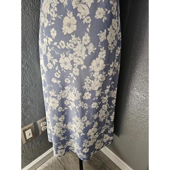 Women's Inspired Hearts Maxi Dress Floral Blue White Spaghetti Straps Size Large - Picture 12 of 14